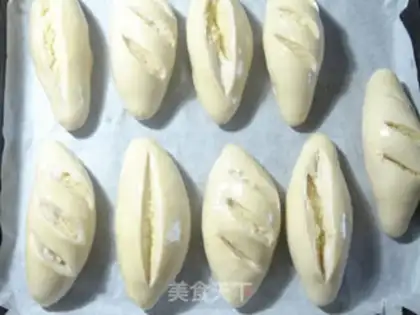 Make Hokkaido coconut bun step 9