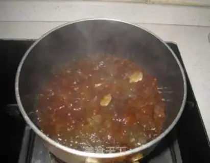 Make Milk peach gel eggs step 1