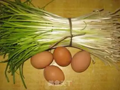 Make Garlic fried eggs step 0