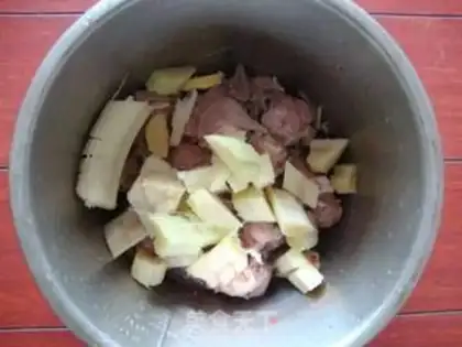 Make lamb cane soup step 2
