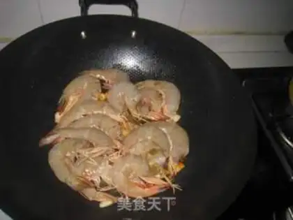 Make Shrimp with sauce step 3