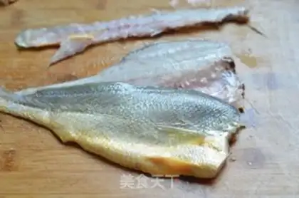 Make Yellow cheesefish step 1