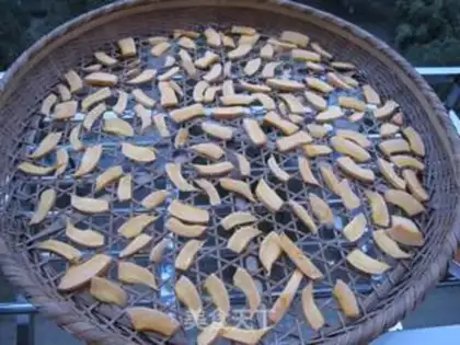 Make Tasty pumpkin dry as a child step 4