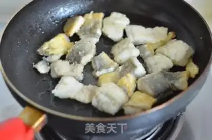 Make Yellow cheesefish step 6