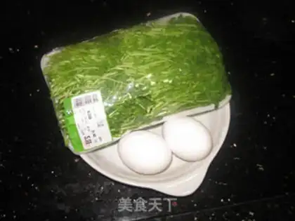 Make Eggs and beans step 0