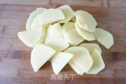 Make Salad mashed potatoes step 1