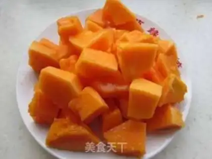 Make A papaya milkshake step 2