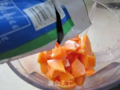 Make A papaya milkshake step 4