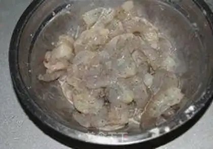 Make Cashew shrimp step 3