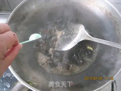 Make Eggs and mussels step 7