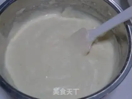 Make Christmas white forest cake step 2