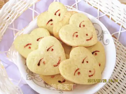 Make Heart-shaped doll-head cookies step 7