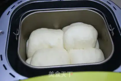 Make Mouse cheese, milk toast step 5