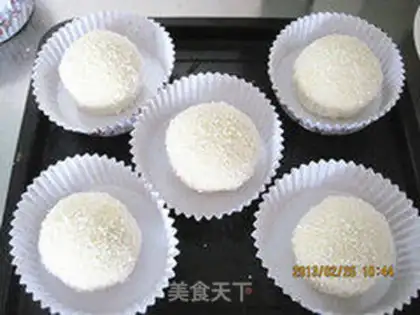 Make Red Bean Snowflake Bread step 8