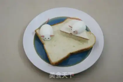 Make Mouse cheese, milk toast step 16