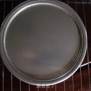 Make Strawberry birthday cake step 12