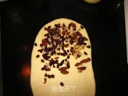 Make Russian hard beer bread step 8