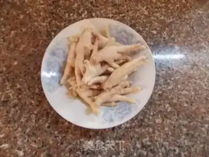 Make Chicken foot apricot mushroom step 3