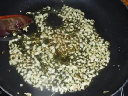 Make Garlic fan floss step 6