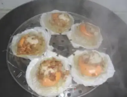 Make Garlic fan floss step 10