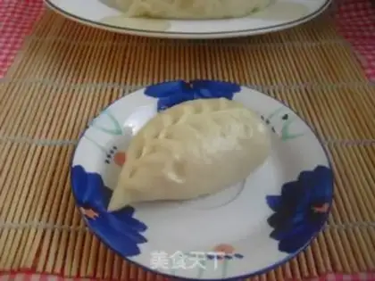 Make Autumn leaf buns step 6