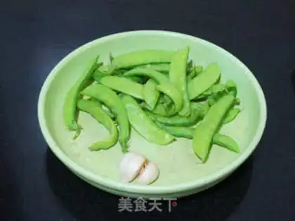 Make Clear the Dutch beans step 0