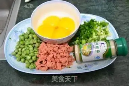 Make Gold egg fried rice step 0