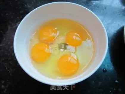 Make Cream eggs ripe for dumplings step 3
