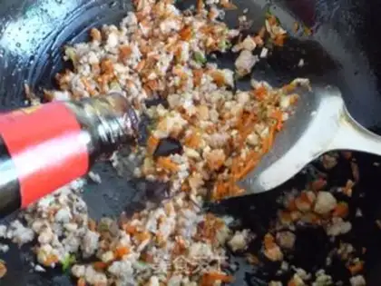 Make Skinny shrimp pomegranate bag step 8
