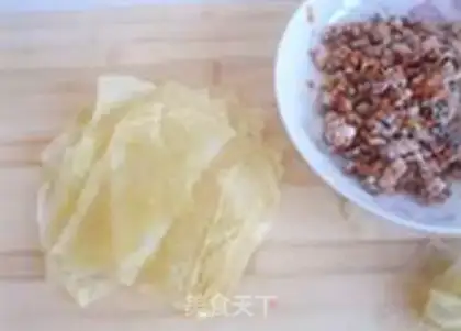 Make Skinny shrimp pomegranate bag step 9