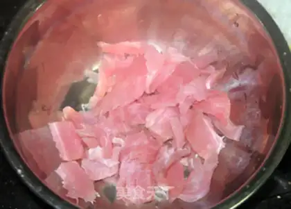 Make Tuna with onions step 2