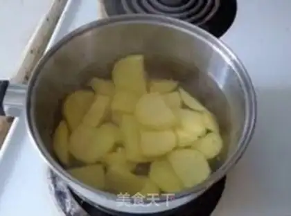 Make Chicken juice mashed potatoes step 0