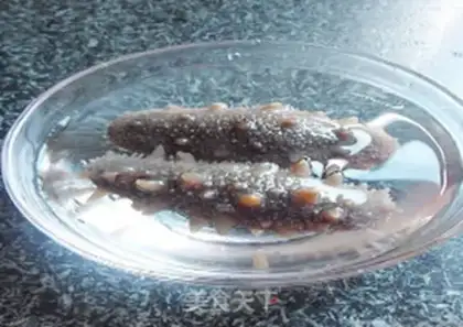 Make Fresh sea cucumber step 1