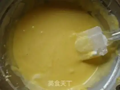 Make Strawberry birthday cake step 9