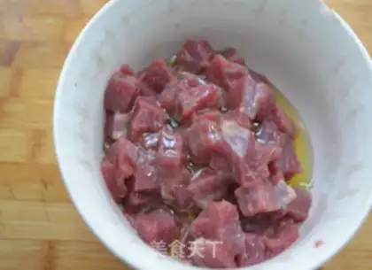 Make Black pepper beef step 2