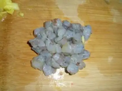 Make Pineapple seafood step 2