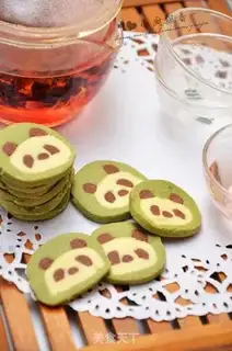 Make Panda cookies step 20