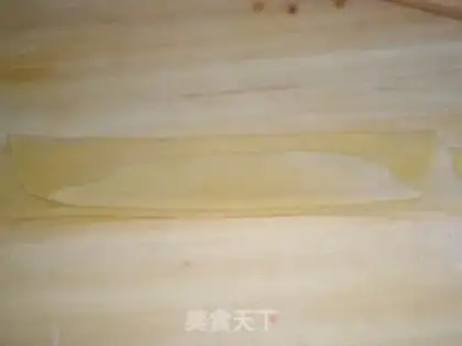Make Hands on egg noodles step 2