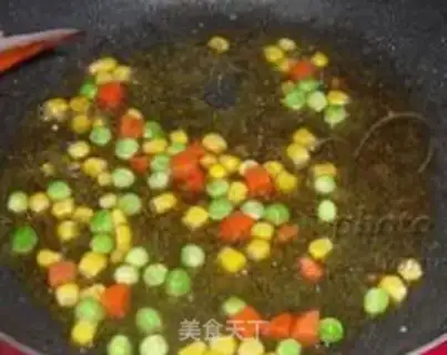 Make Pineapple seafood step 6
