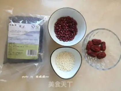 Make Black rice, red beans, porridge step 0