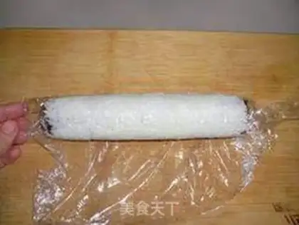 Make Yellow robe with seafood sushi step 9