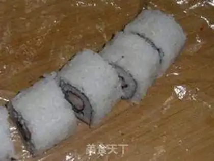 Make Yellow robe with seafood sushi step 10