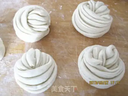 Make Floppy rolls step 13
