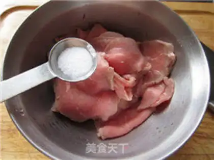 Make Traditional boiled beef step 1