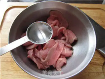 Make Traditional boiled beef step 2
