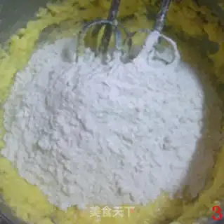 Make Jelly cupcakes step 3