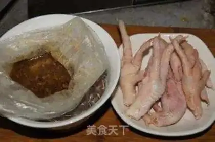 Make Old chicken claws step 0