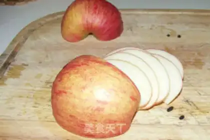 Make Rose apple rolls step 0