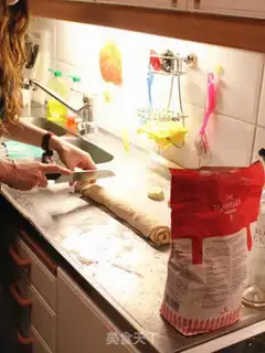 Make Cinnamon rolls step 3