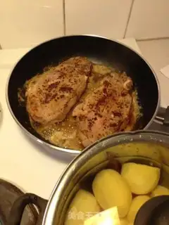 Make Fried pork chops step 1